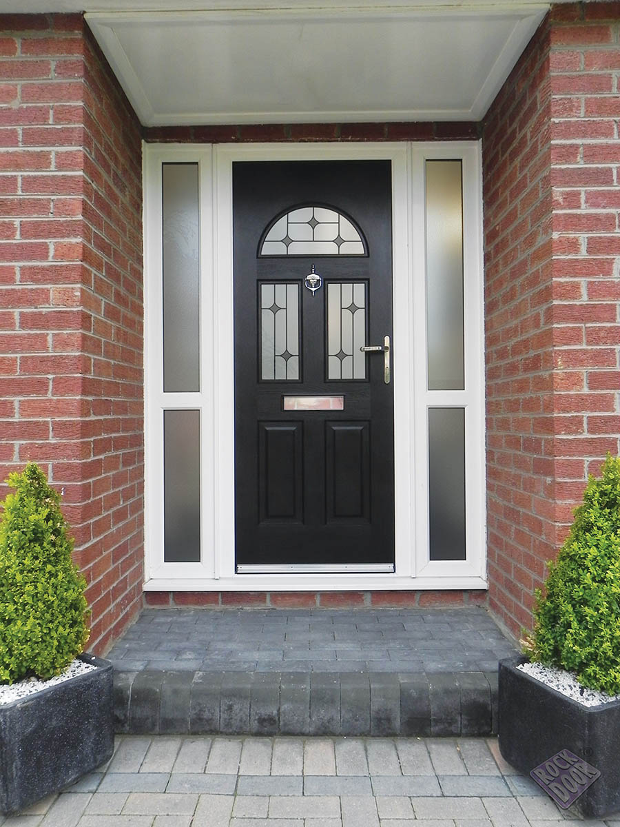 Why Choose a Rockdoor Over a Traditional Door?
